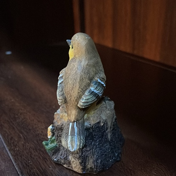 Bird singing figurine activated by motion sensor - Picture 5 of 8